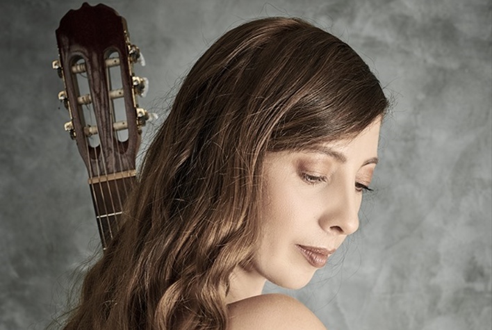 Una flor musical, un libro de&nbsp;pétalos